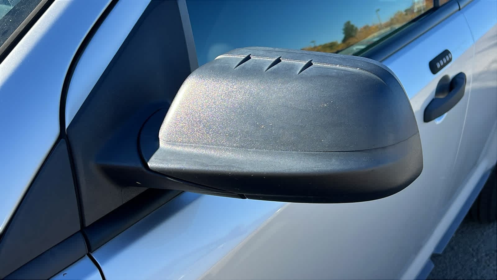 Thumbnail: 2013 Ford Edge - 21