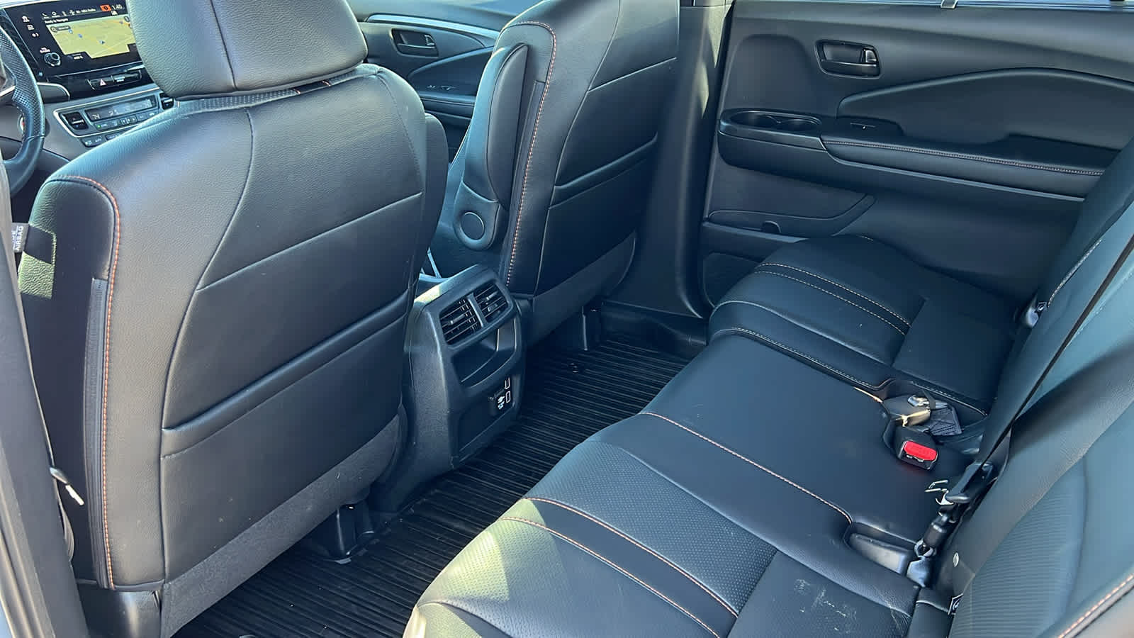 Thumbnail: 2022 Honda Passport - 24