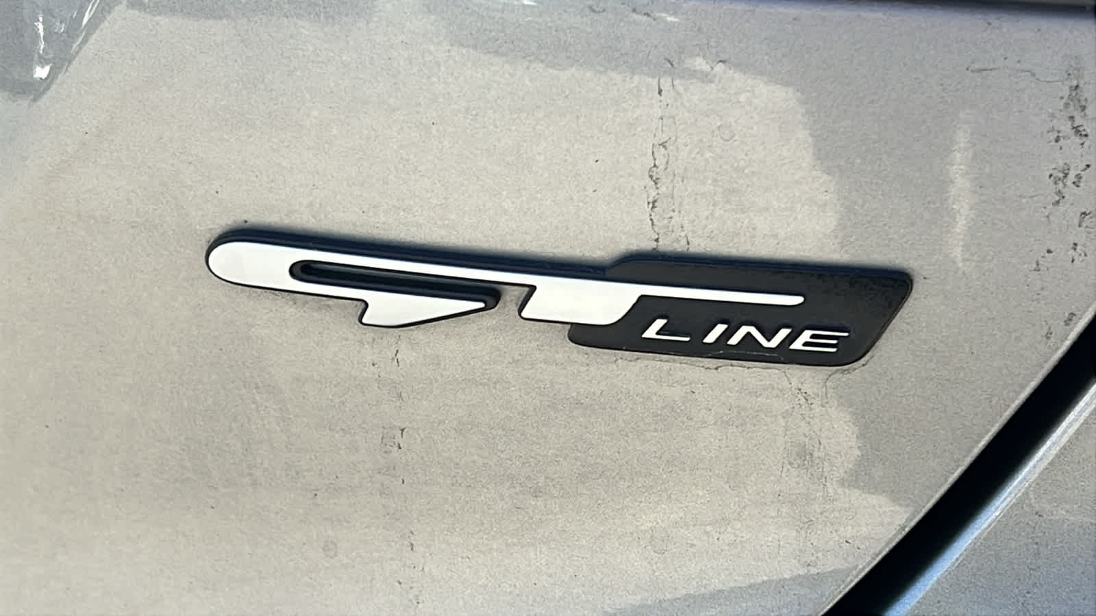 Thumbnail: 2023 Kia Forte - 16