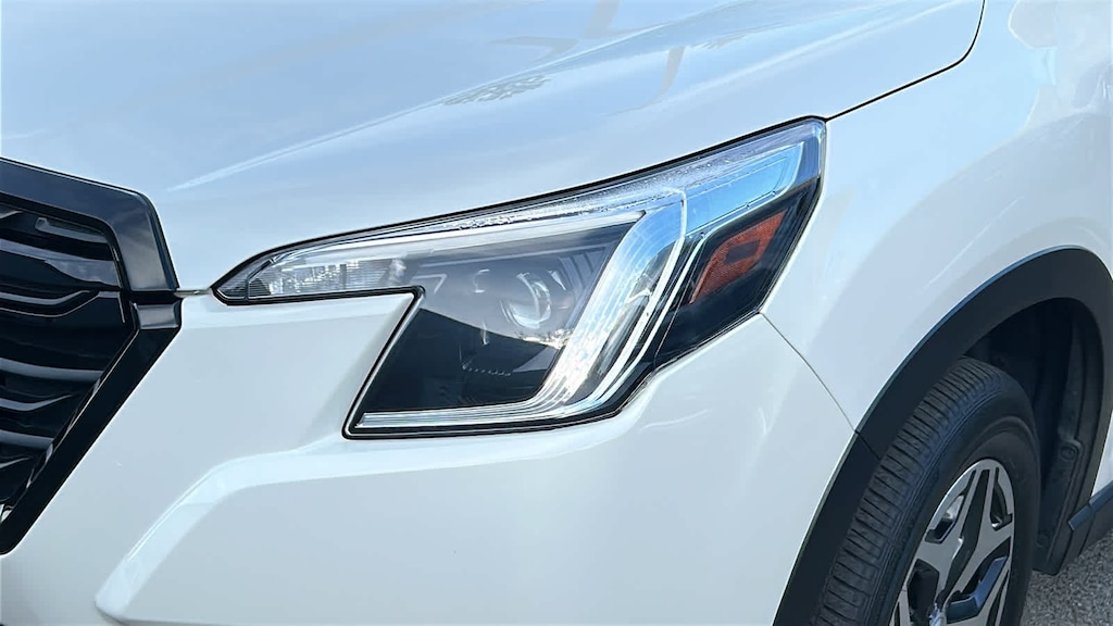 Used 2023 Subaru Forester Premium SUV