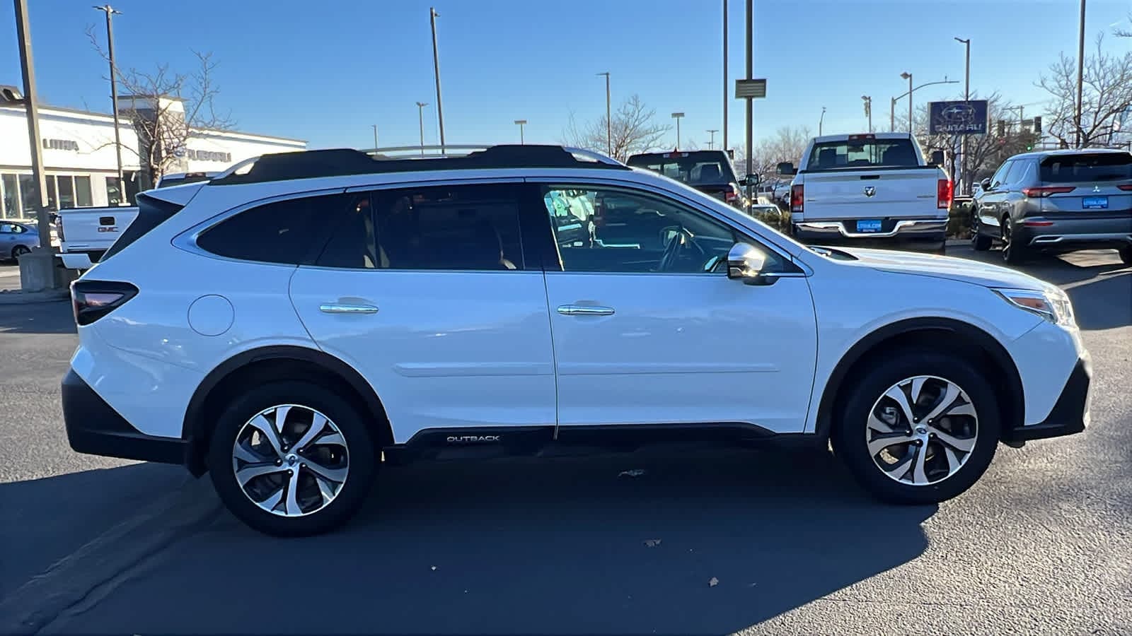 Thumbnail: 2020 Subaru Outback - 4