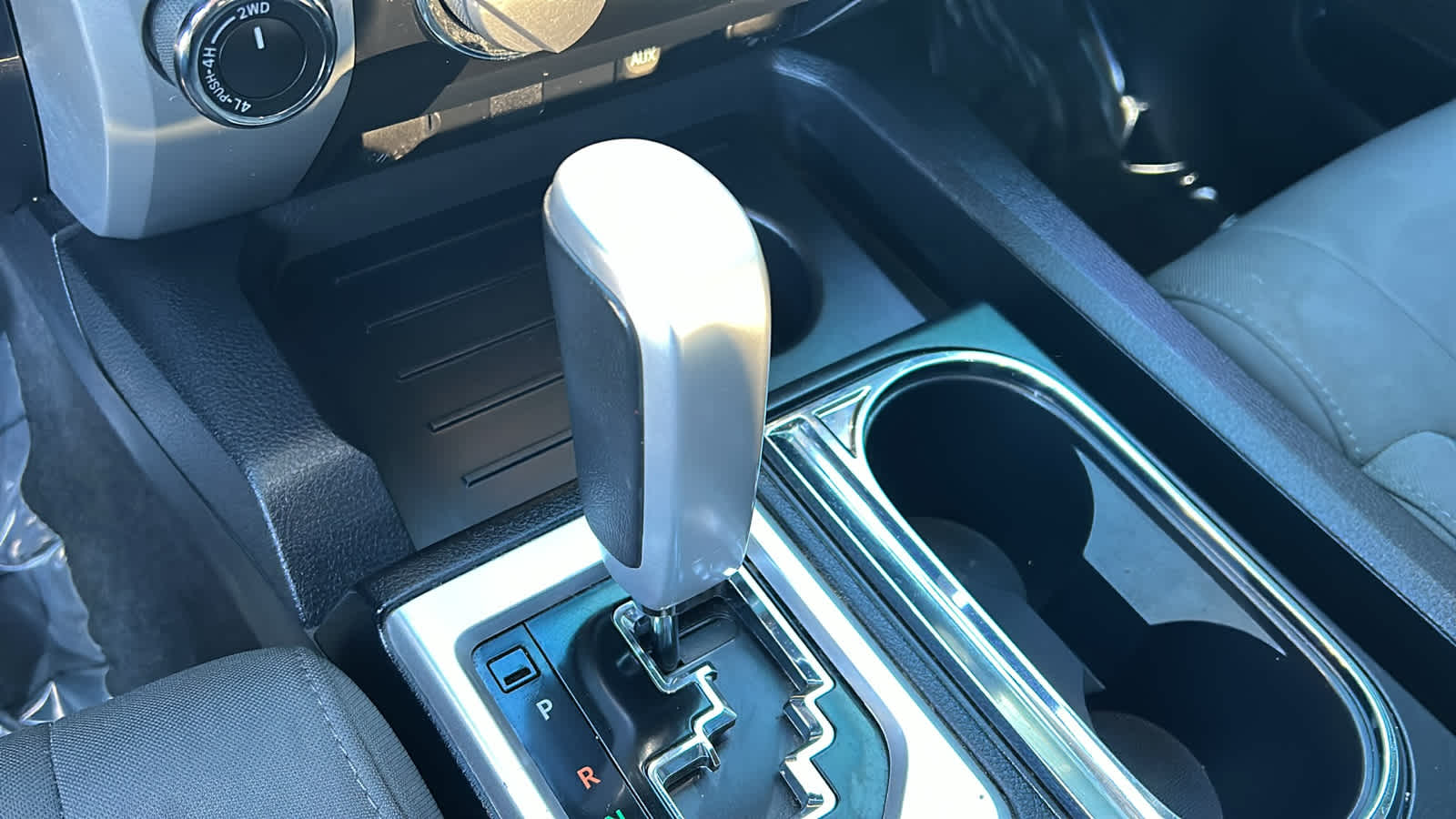 Thumbnail: 2018 Toyota Tundra - 12