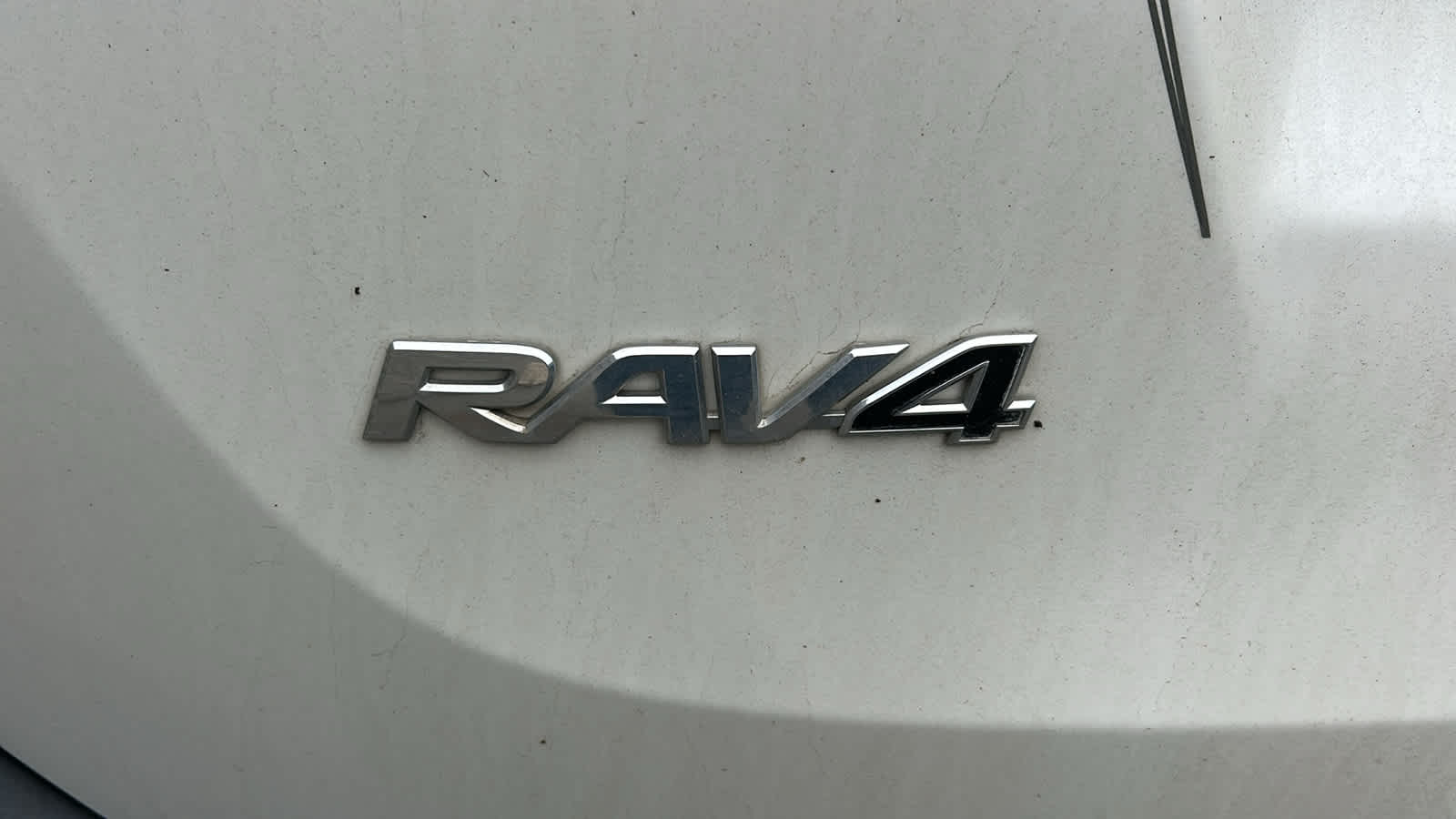 Thumbnail: 2015 Toyota RAV4 - 11
