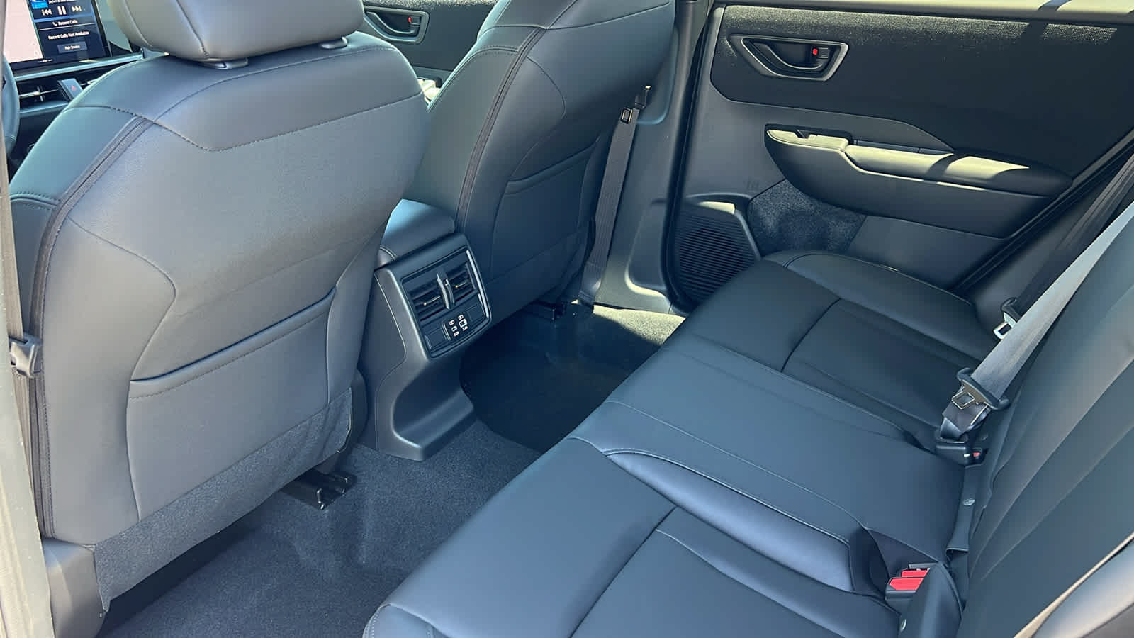 2026 Subaru Outback Premium - Photo 24