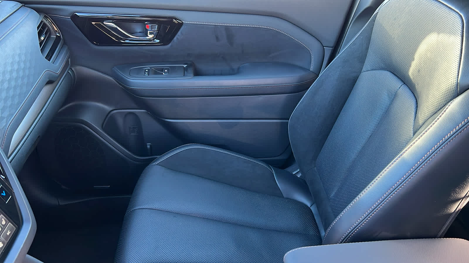 Thumbnail: 2026 Subaru Forester - 12