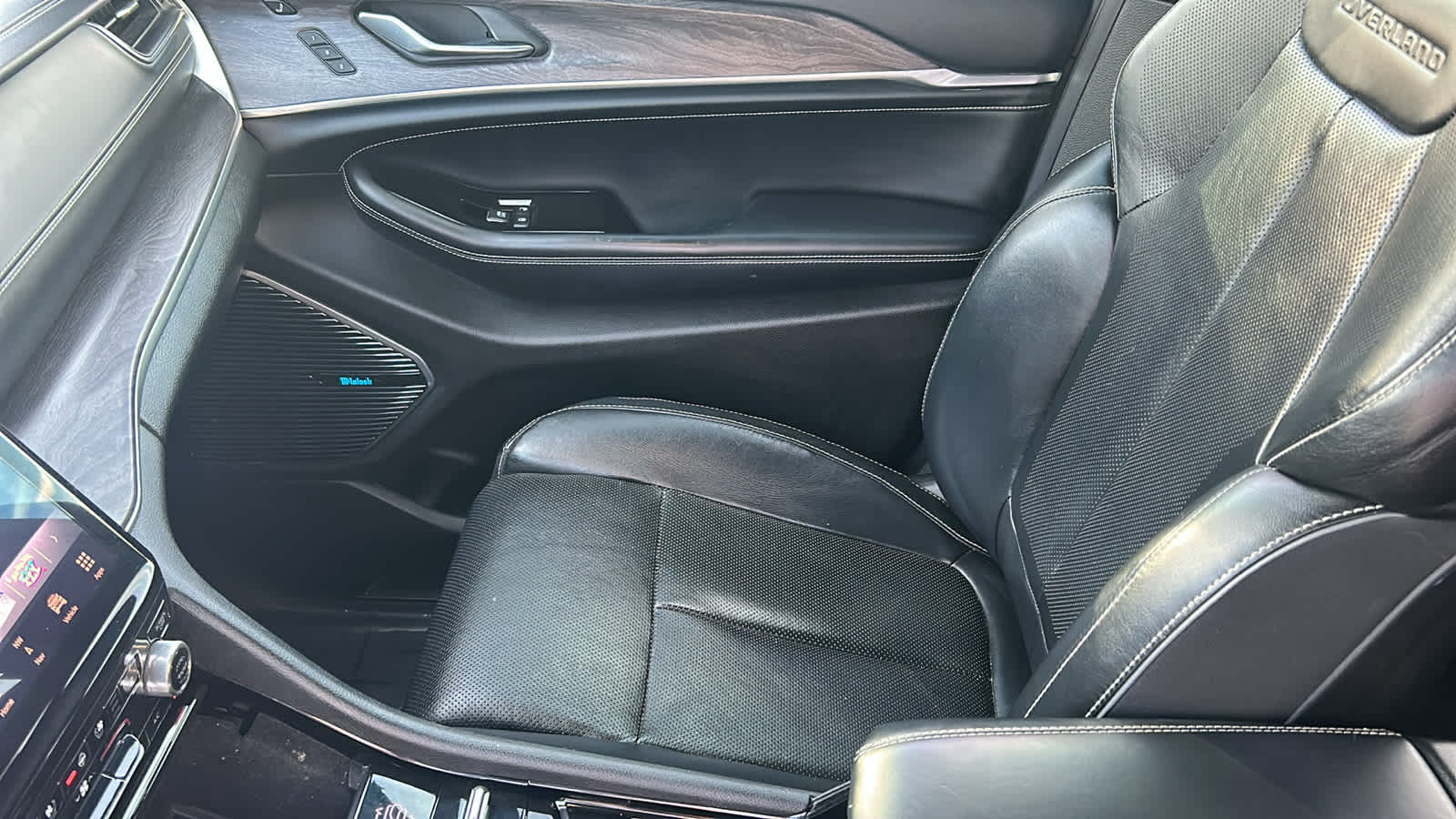 Thumbnail: 2021 Jeep Grand Cherokee L - 12