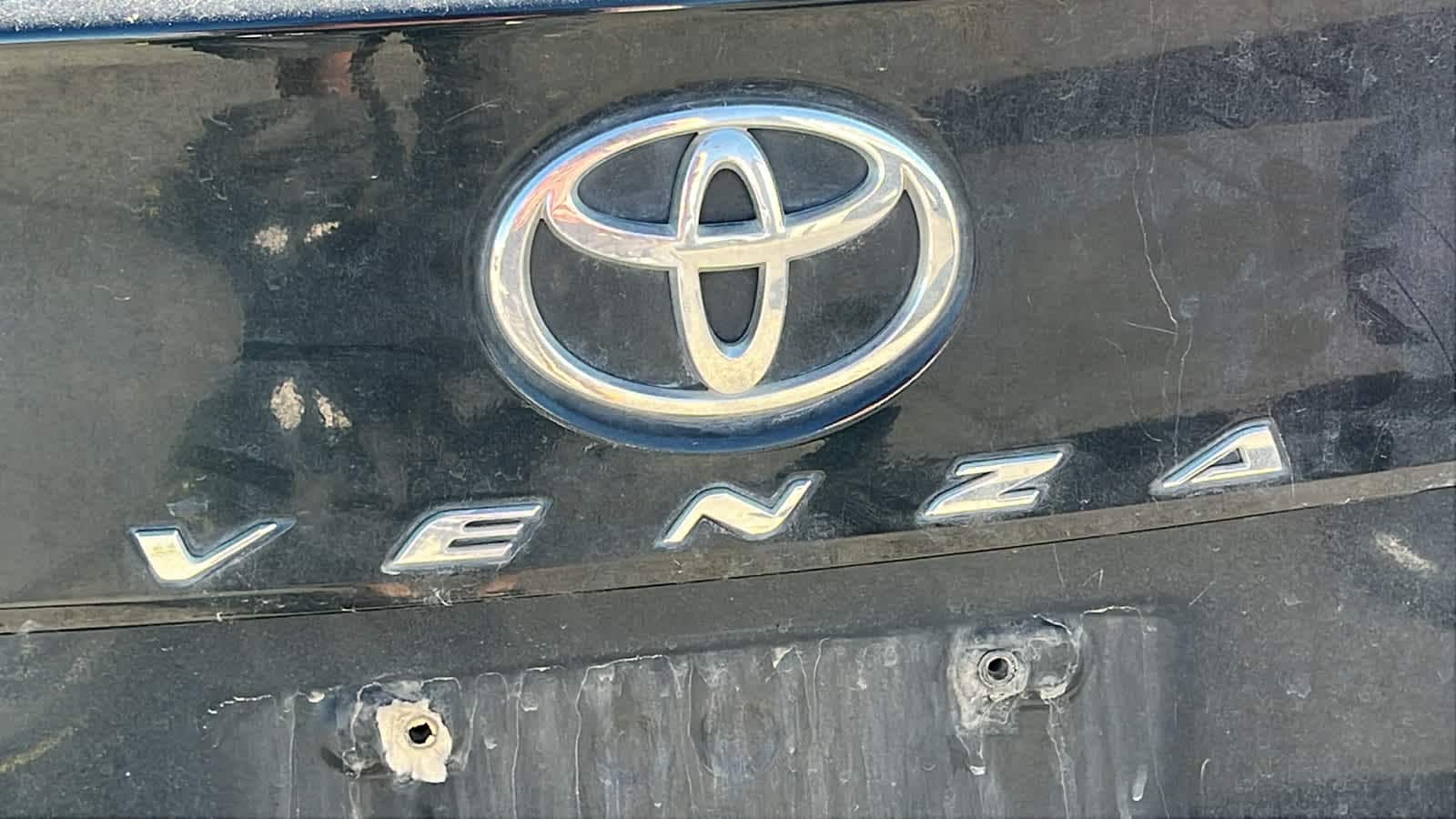 Thumbnail: 2013 Toyota Venza - 12