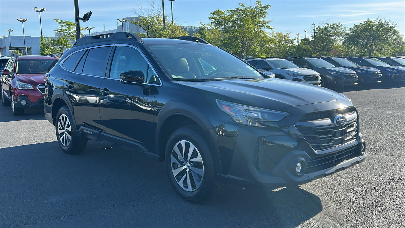 Thumbnail: 2025 Subaru Outback - 4