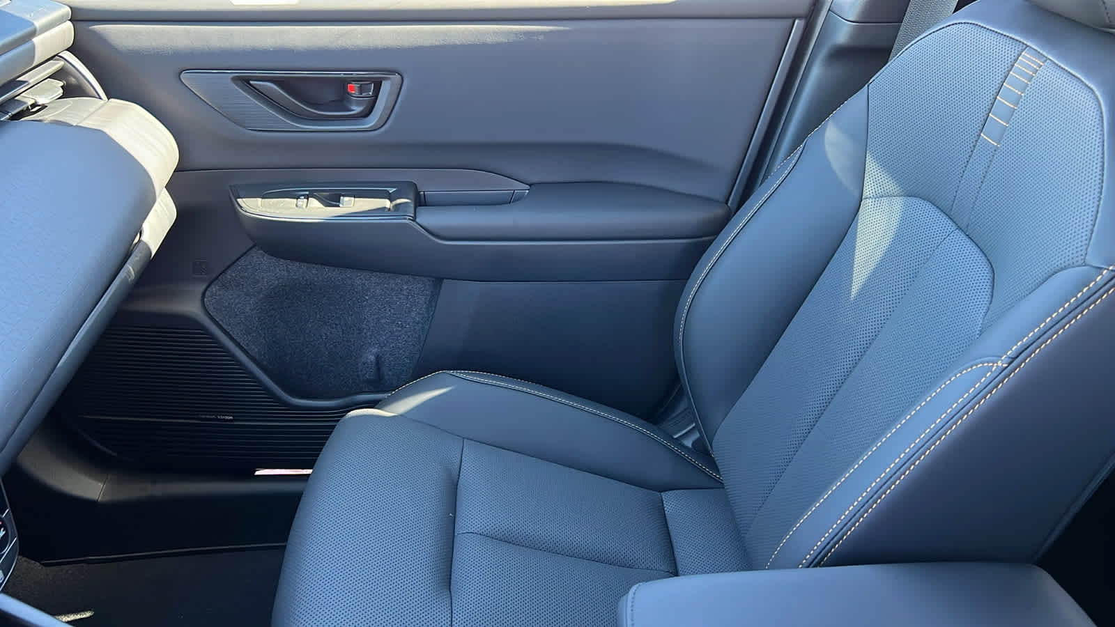 Thumbnail: 2026 Subaru Outback - 12