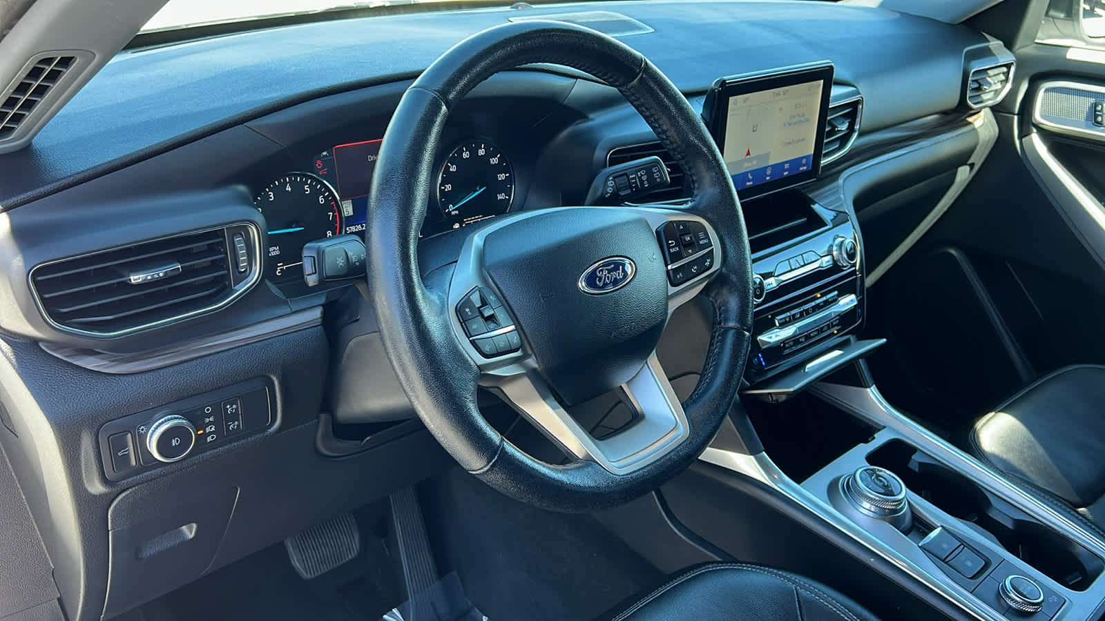 Thumbnail: 2022 Ford Explorer - 10