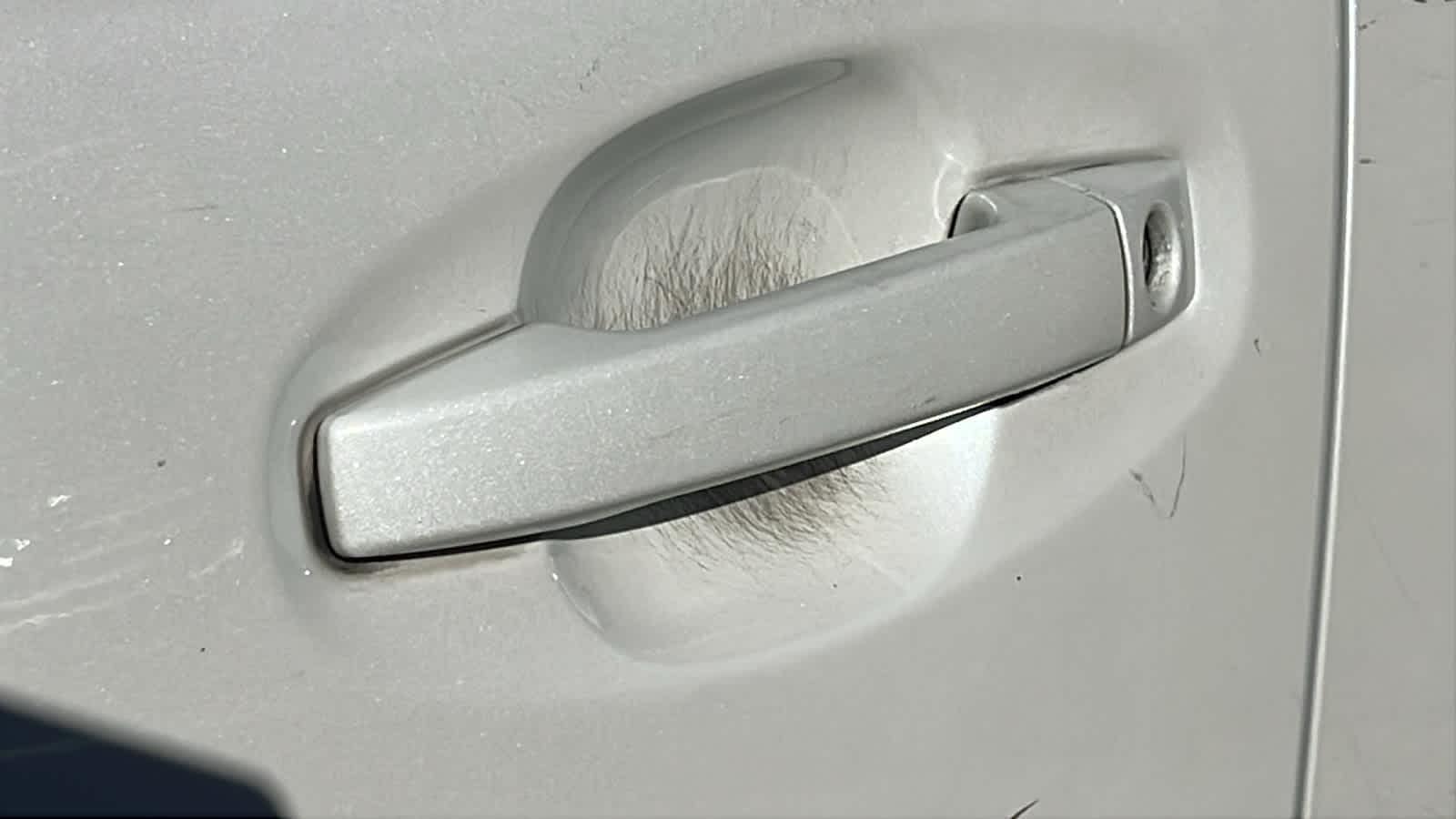 Thumbnail: 2010 Subaru Outback - 21