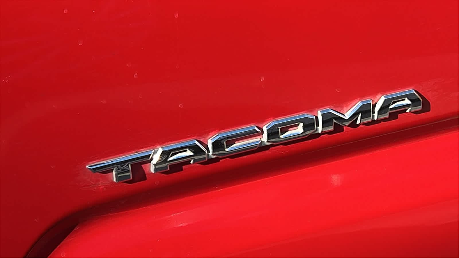 Thumbnail: 2017 Toyota Tacoma - 5
