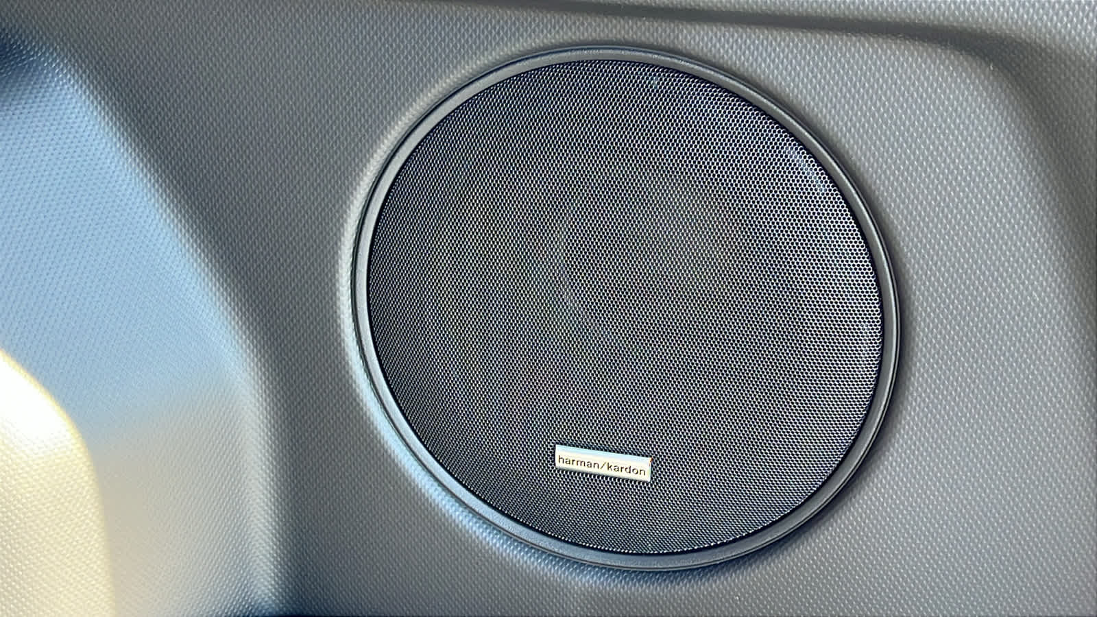 Thumbnail: 2025 Subaru Forester - 32