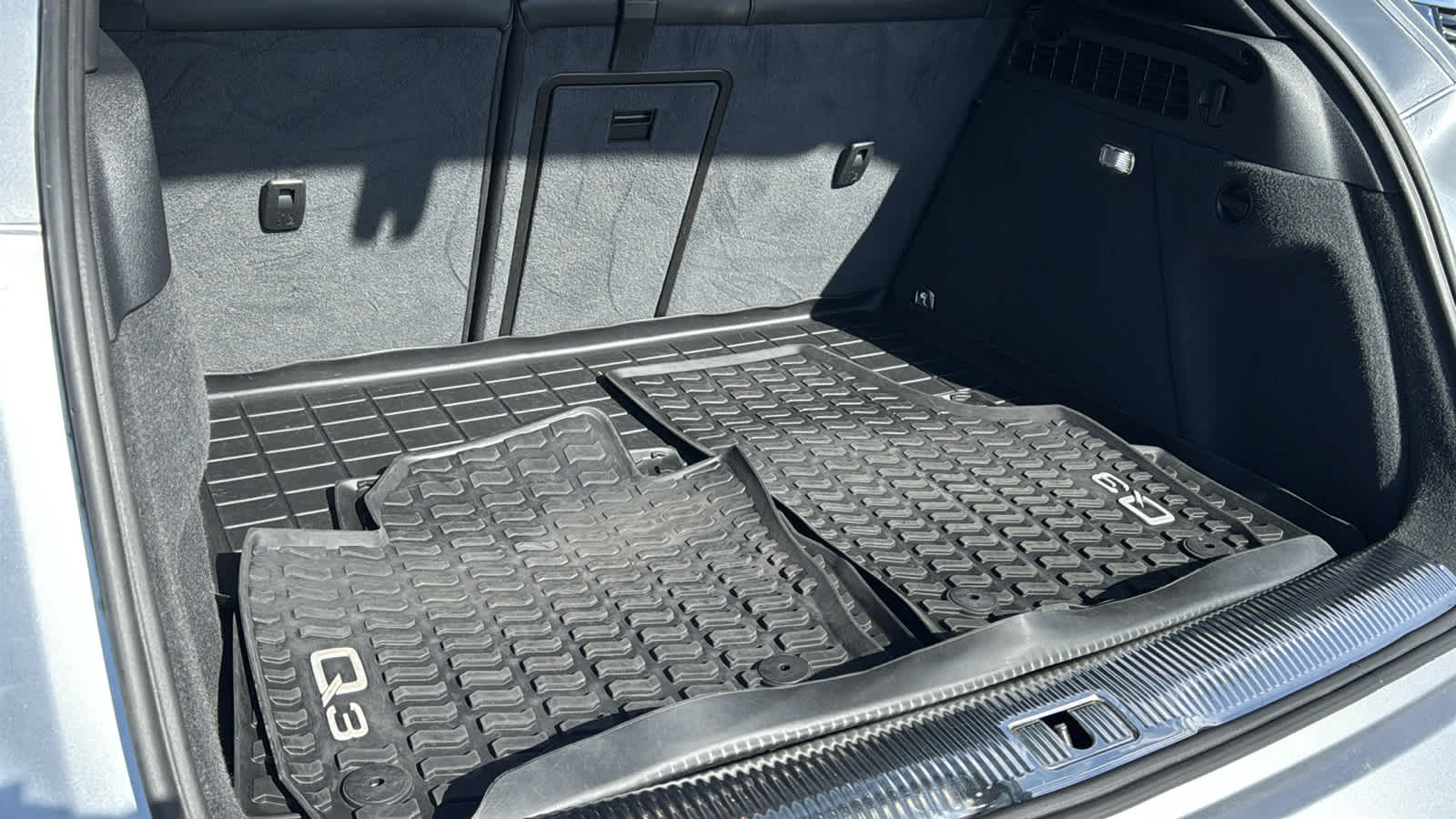 Thumbnail: 2018 Audi Q3 - 27