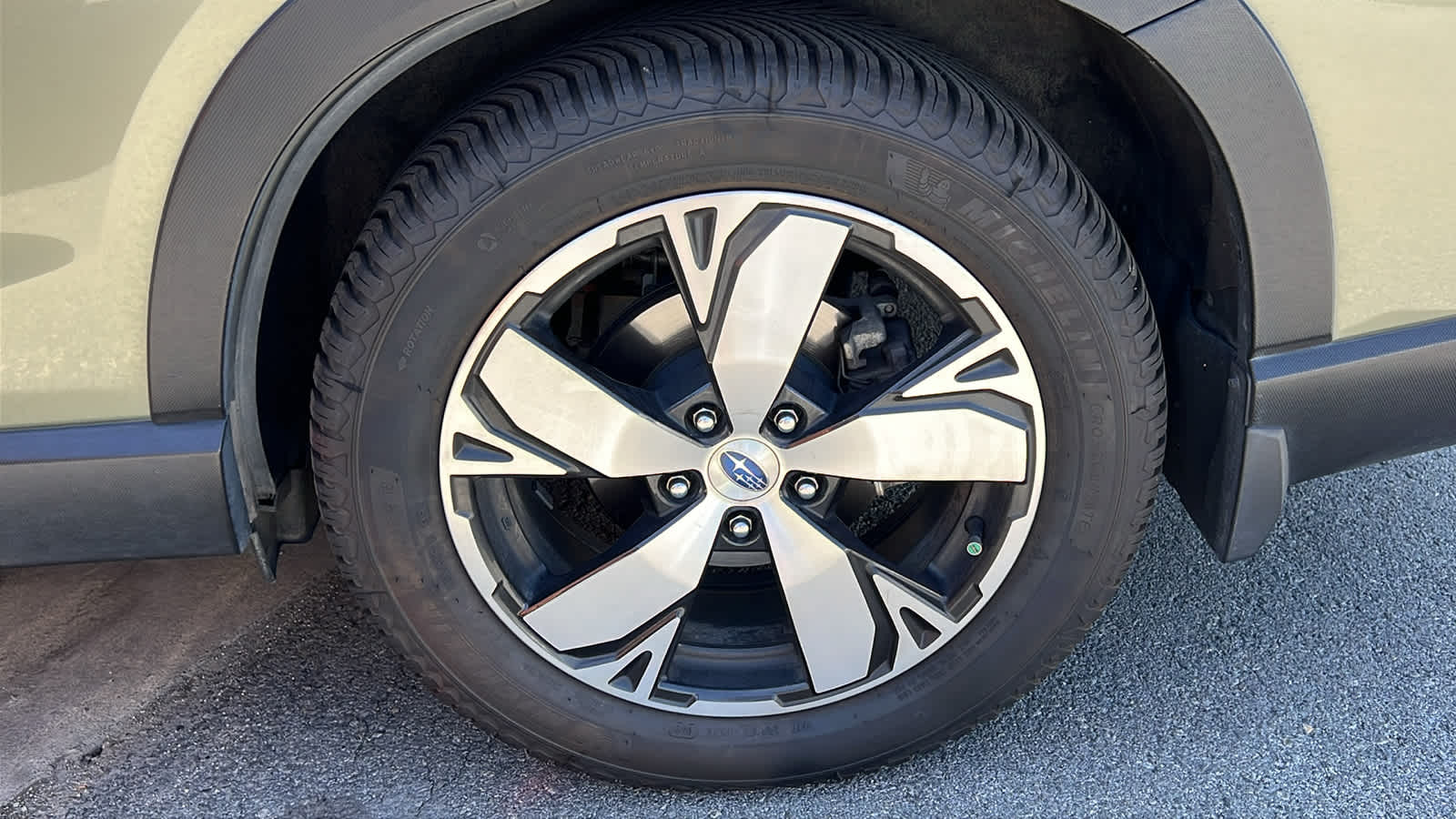 2019 Subaru Forester Touring 8
