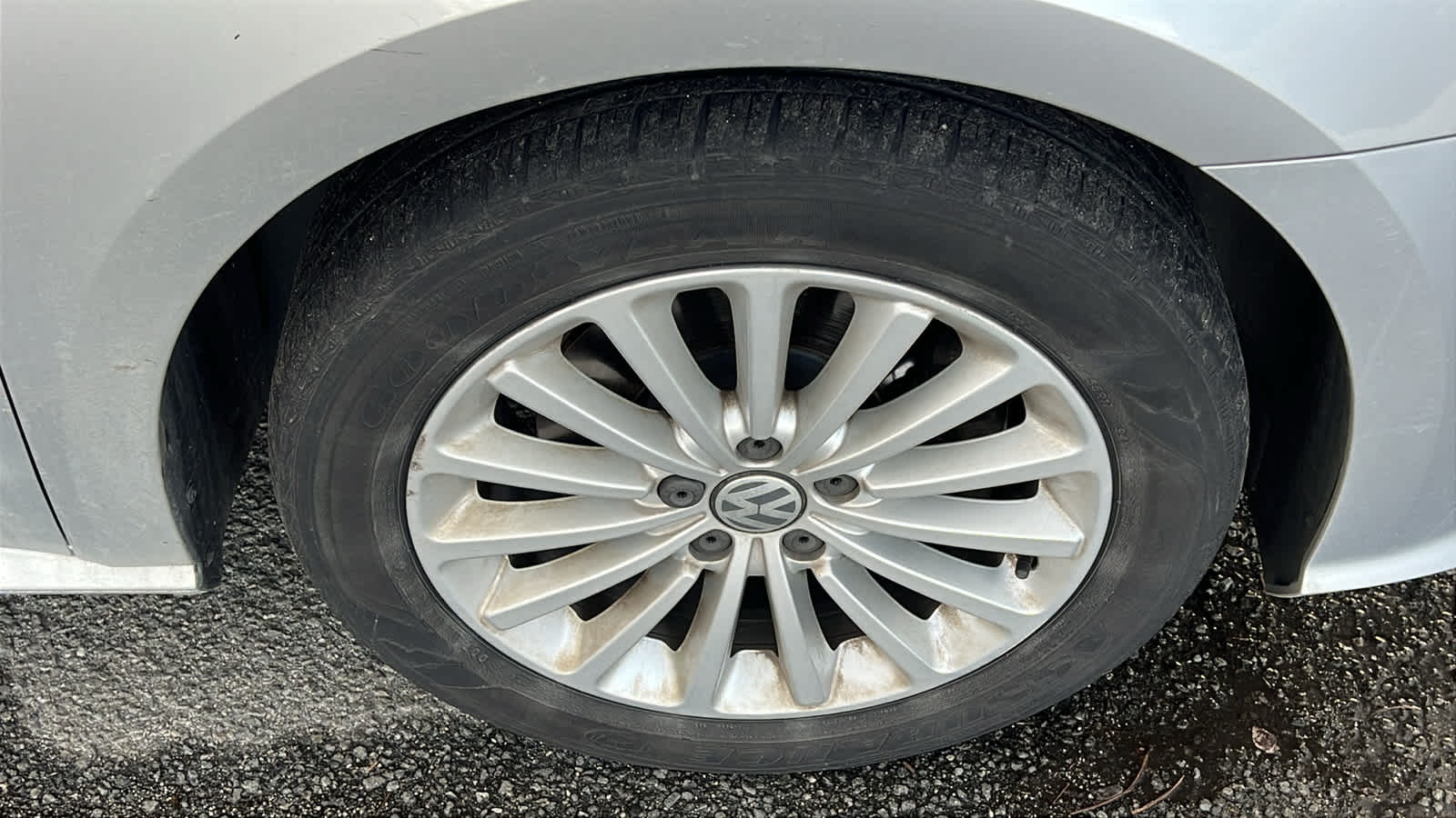 Thumbnail: 2016 Volkswagen Passat - 5