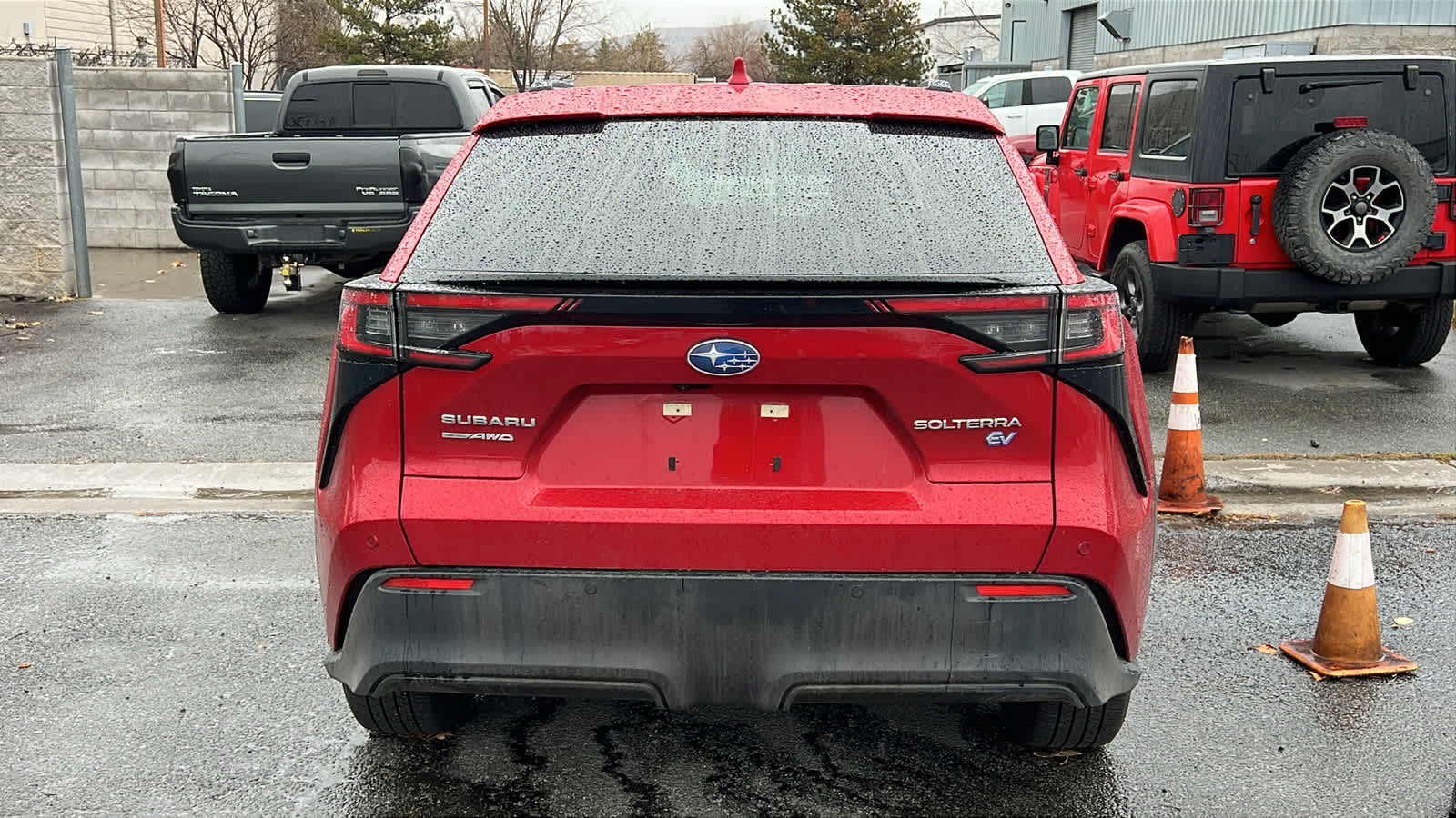 Thumbnail: 2024 Subaru Solterra - 10