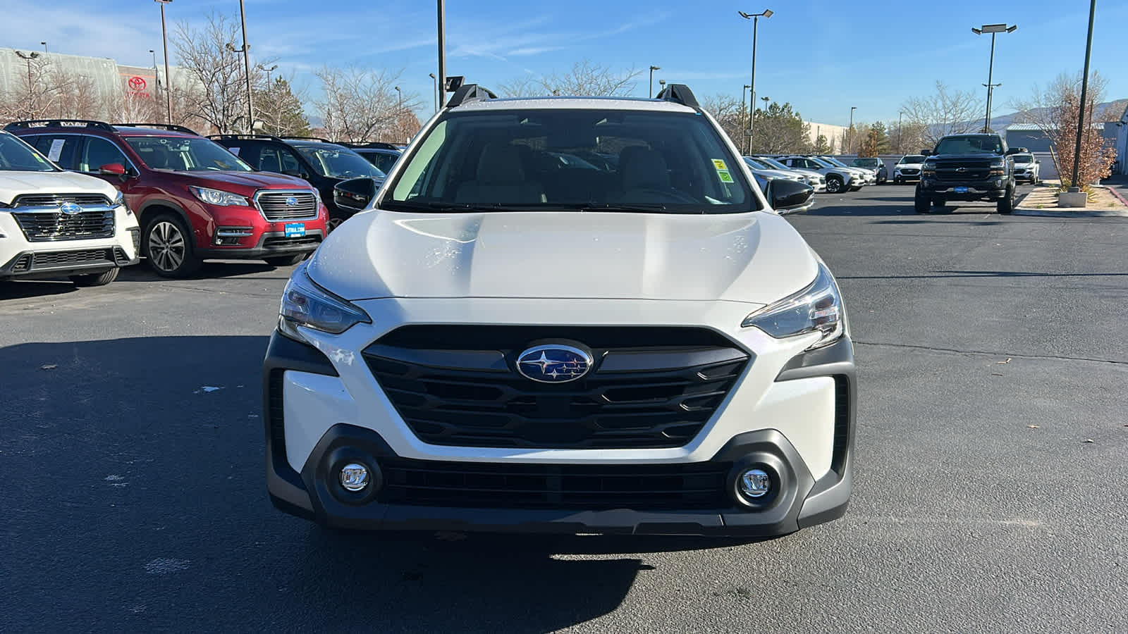 2025 Subaru Outback Premium photo 2