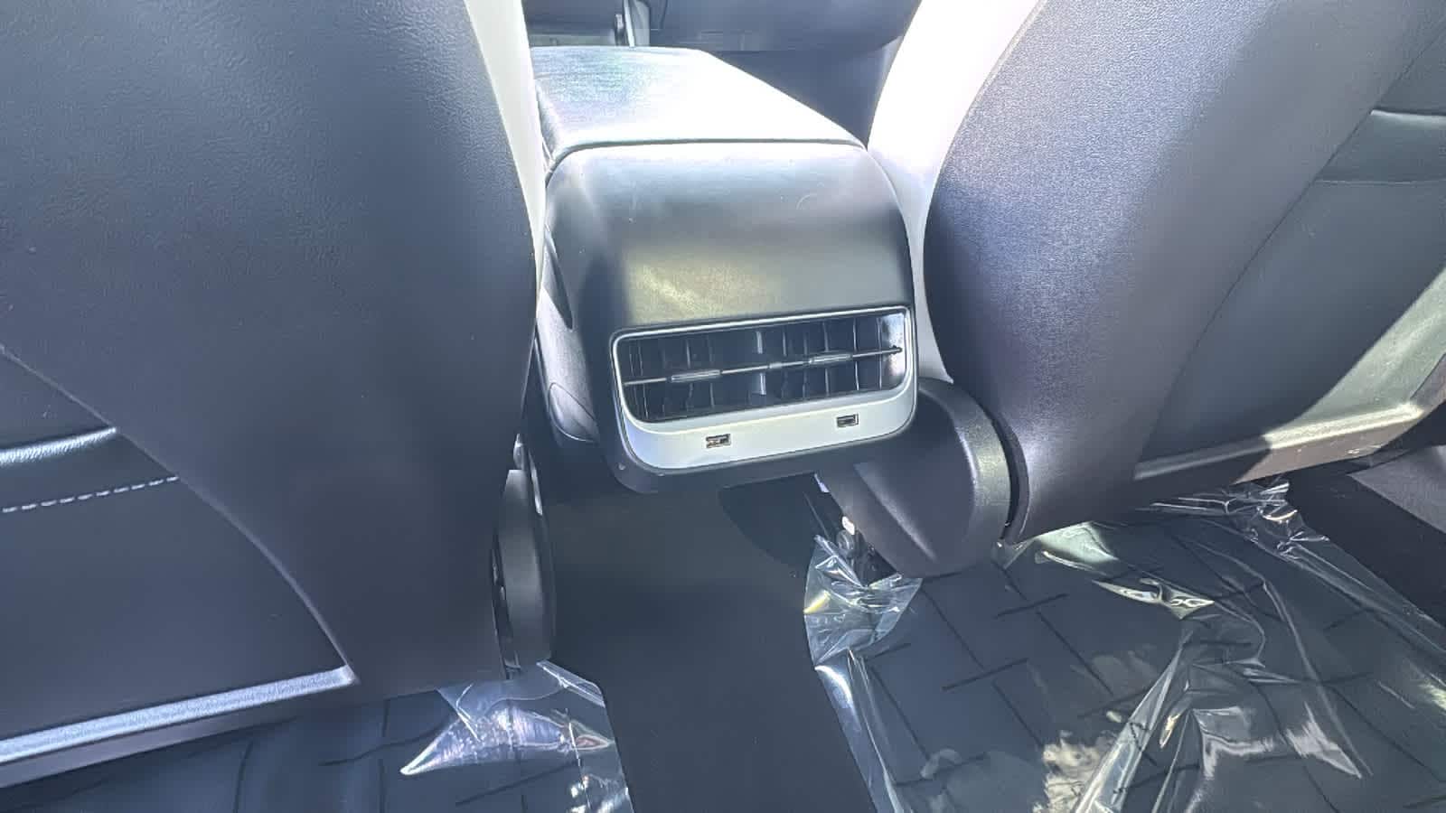 Thumbnail: 2019 Tesla Model 3 - 23