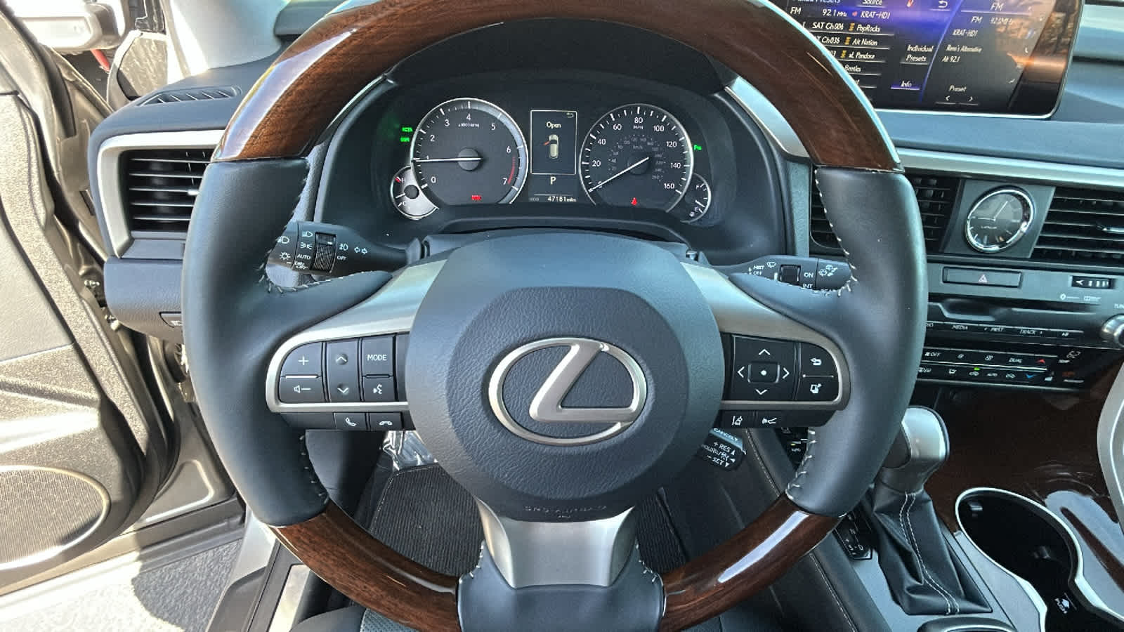 Thumbnail: 2018 Lexus RX - 18