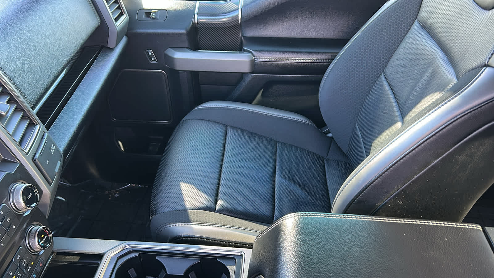 Thumbnail: 2020 Ford F-150 - 12