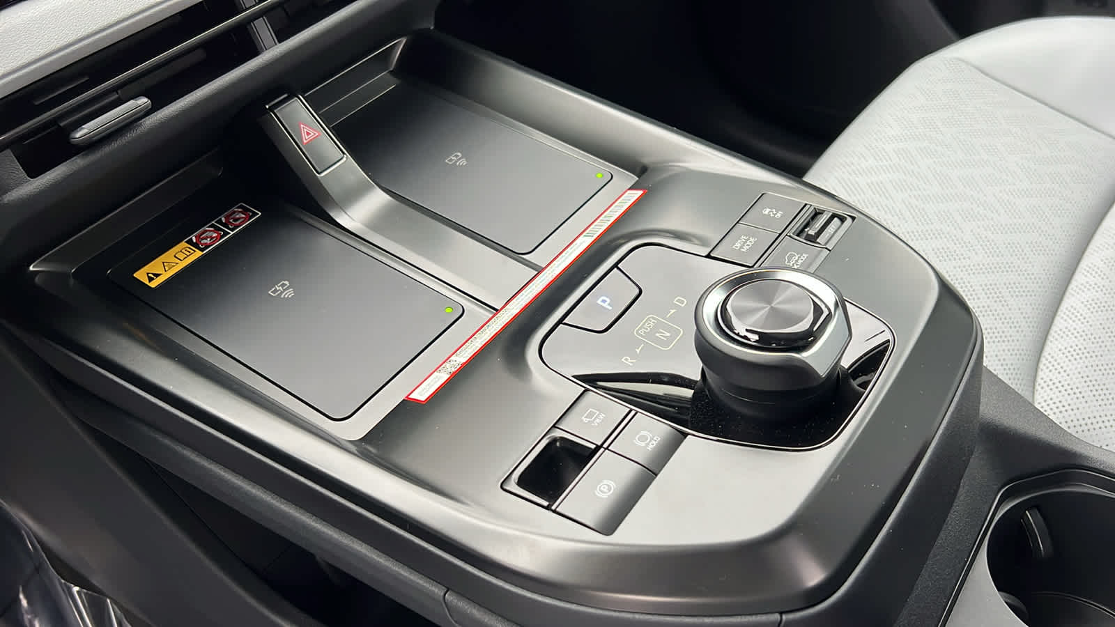 Thumbnail: 2026 Subaru Solterra - 13