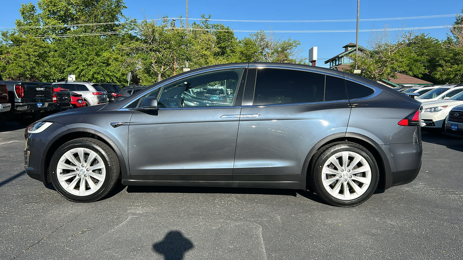 Thumbnail: 2020 Tesla Model X - 8