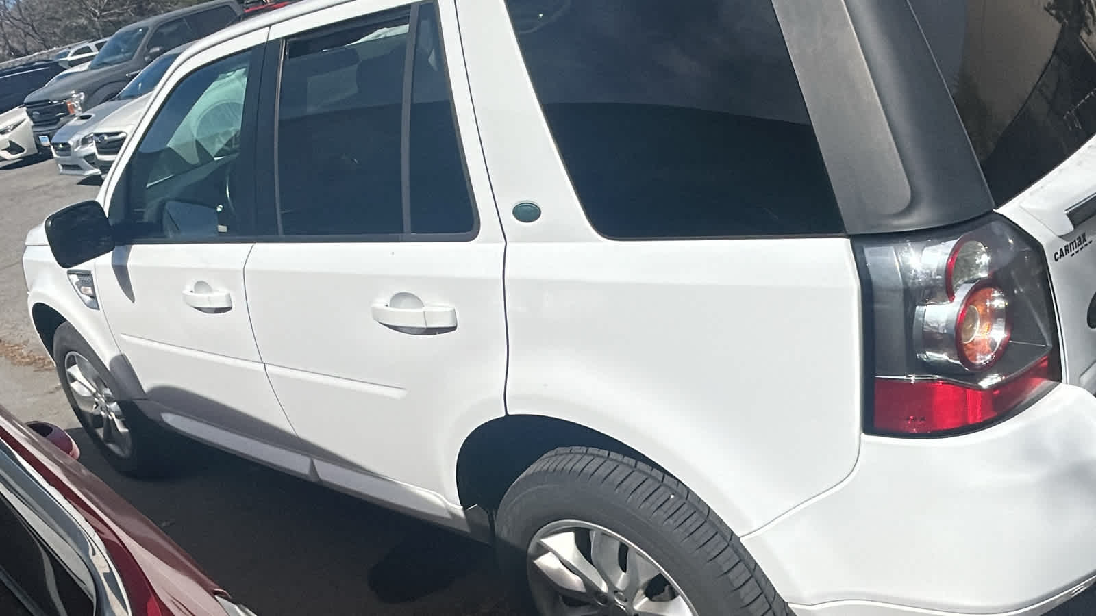 Thumbnail: 2014 Land Rover LR2 - 8