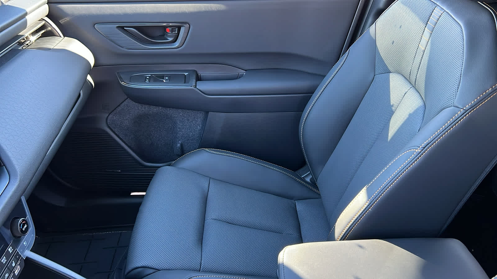 Thumbnail: 2026 Subaru Outback - 12