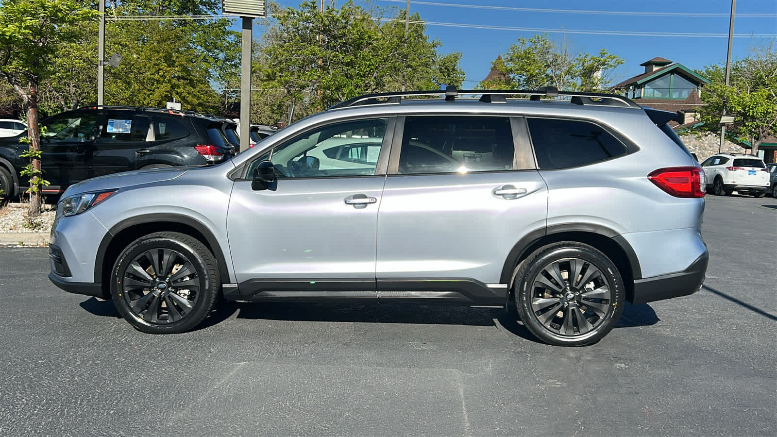 Thumbnail: 2022 Subaru Ascent - 8