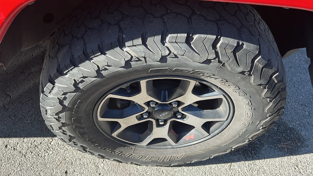 Used 2017 Jeep Wrangler JK Unlimited Sport 4x4 SUV