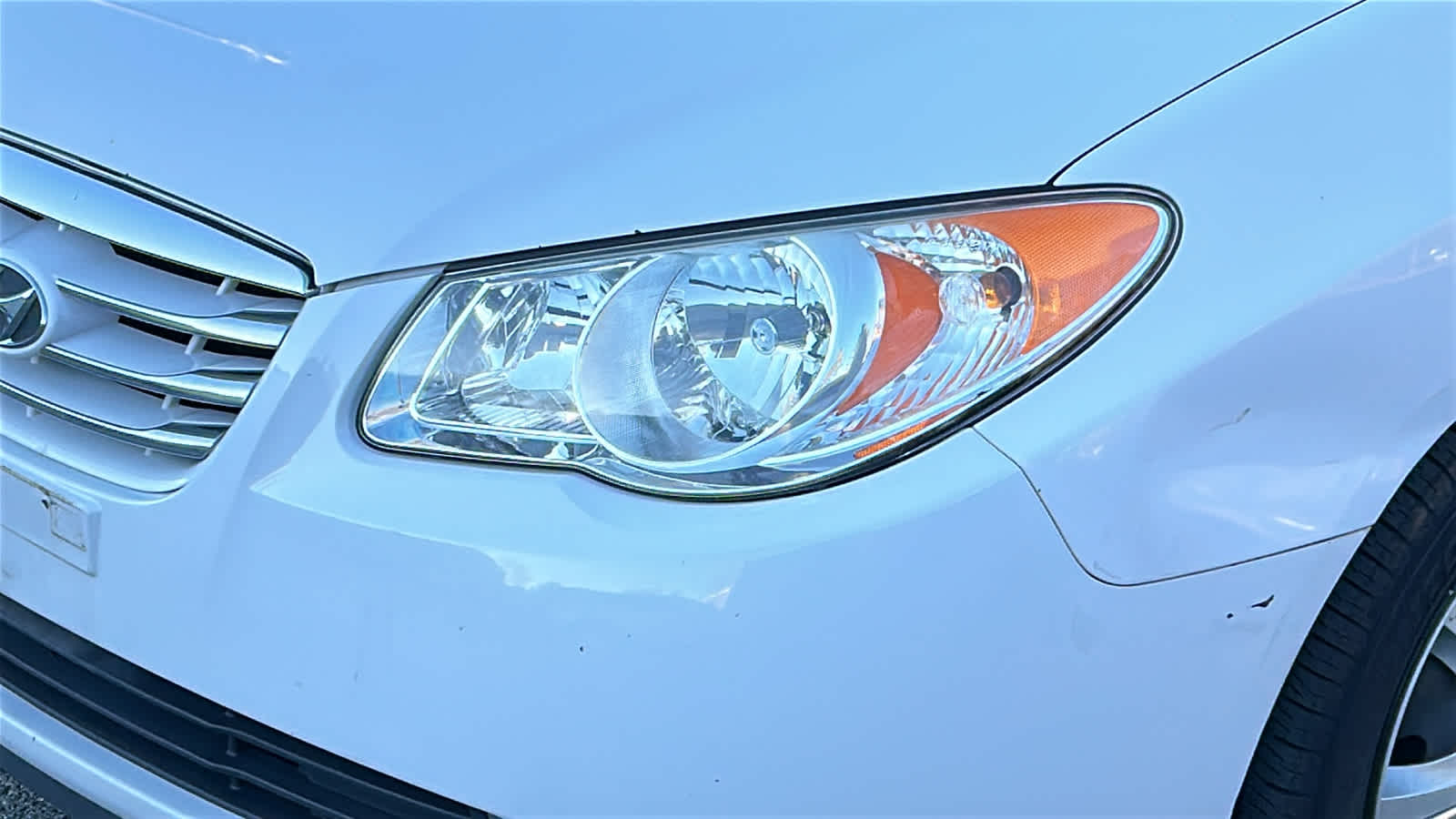 2010 Hyundai Elantra Blue GLS SE photo 2