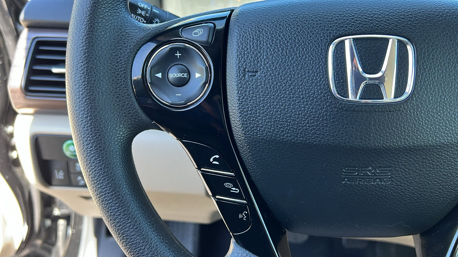 Thumbnail: 2017 Honda Accord - 19