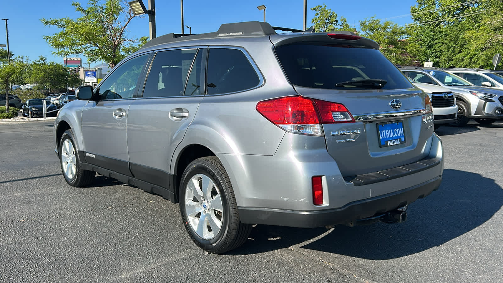 Thumbnail: 2011 Subaru Outback - 8