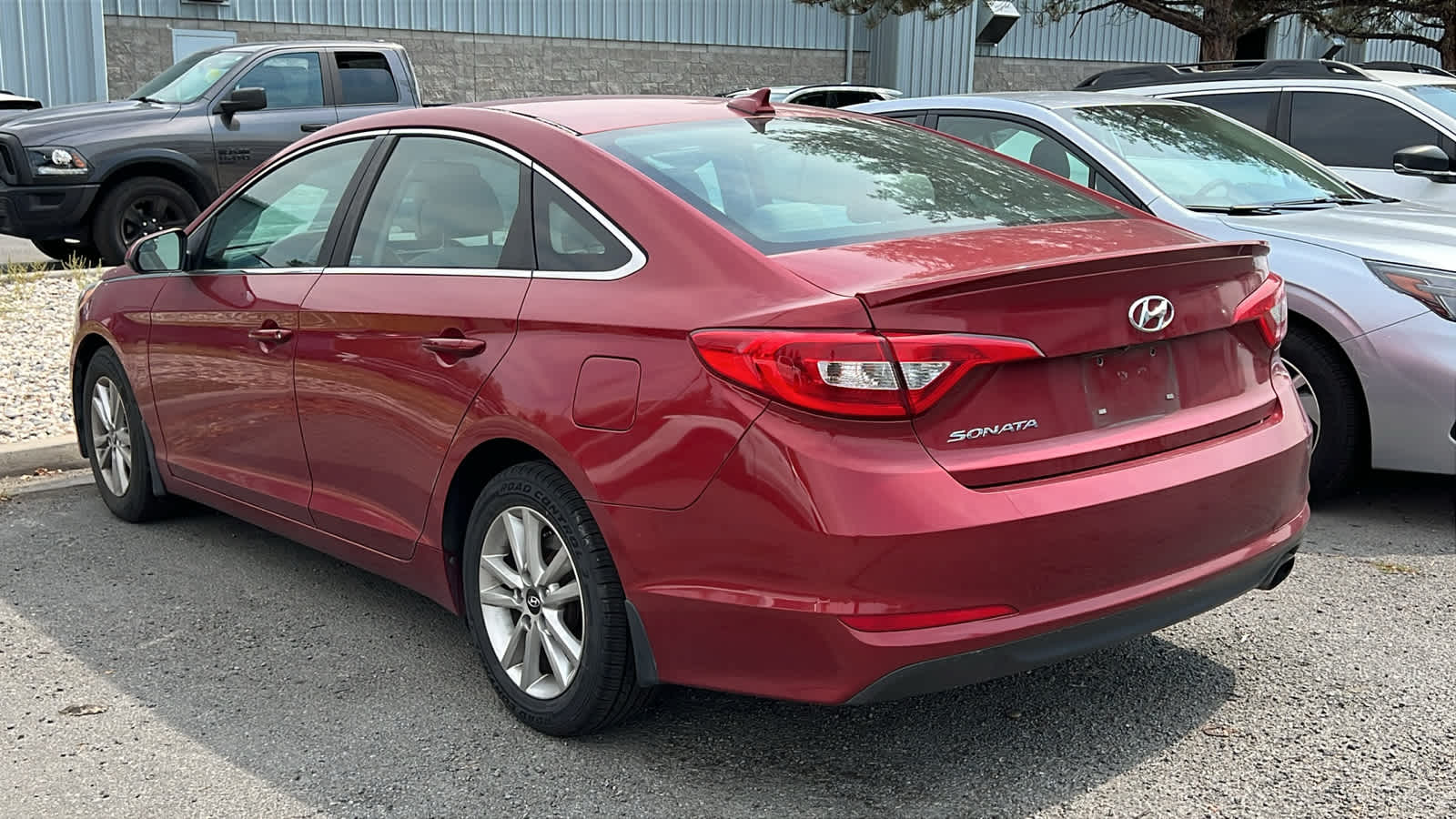 Thumbnail: 2016 Hyundai Sonata - 16