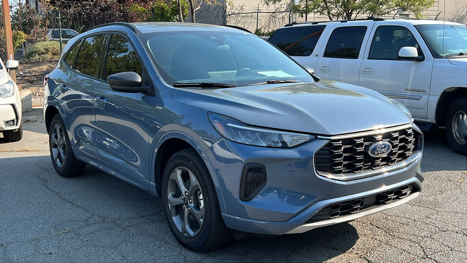 2024 Ford Escape ST-Line photo 2