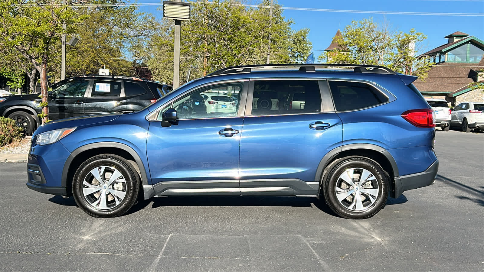 Thumbnail: 2022 Subaru Ascent - 9