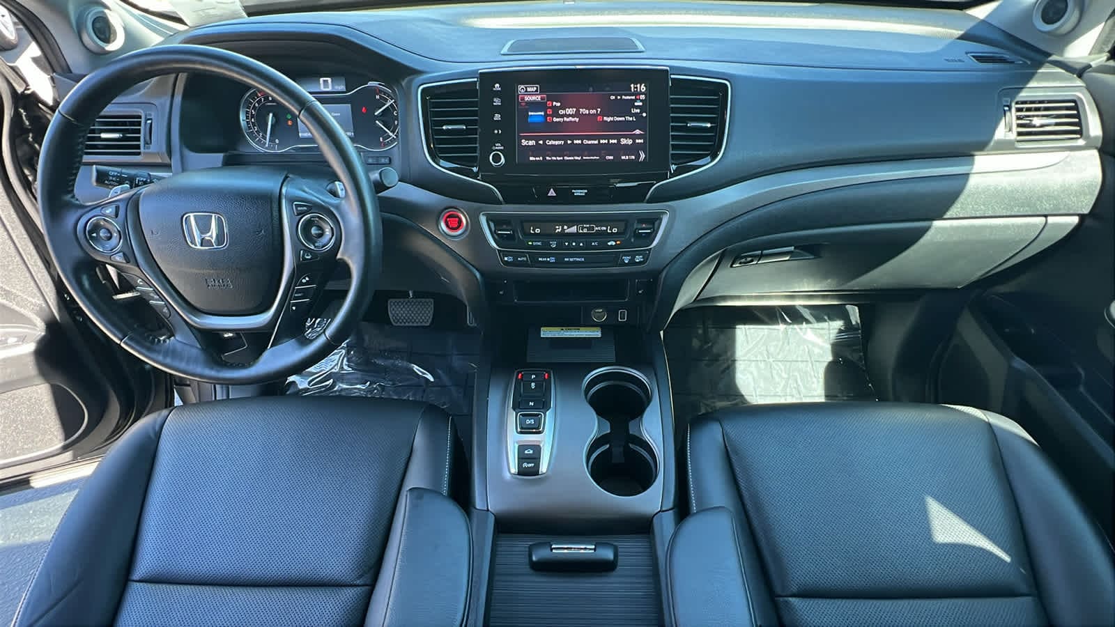 Thumbnail: 2023 Honda Ridgeline - 26