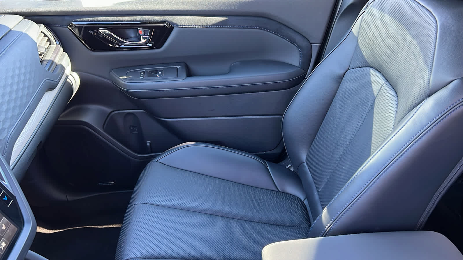 Thumbnail: 2026 Subaru Forester - 12