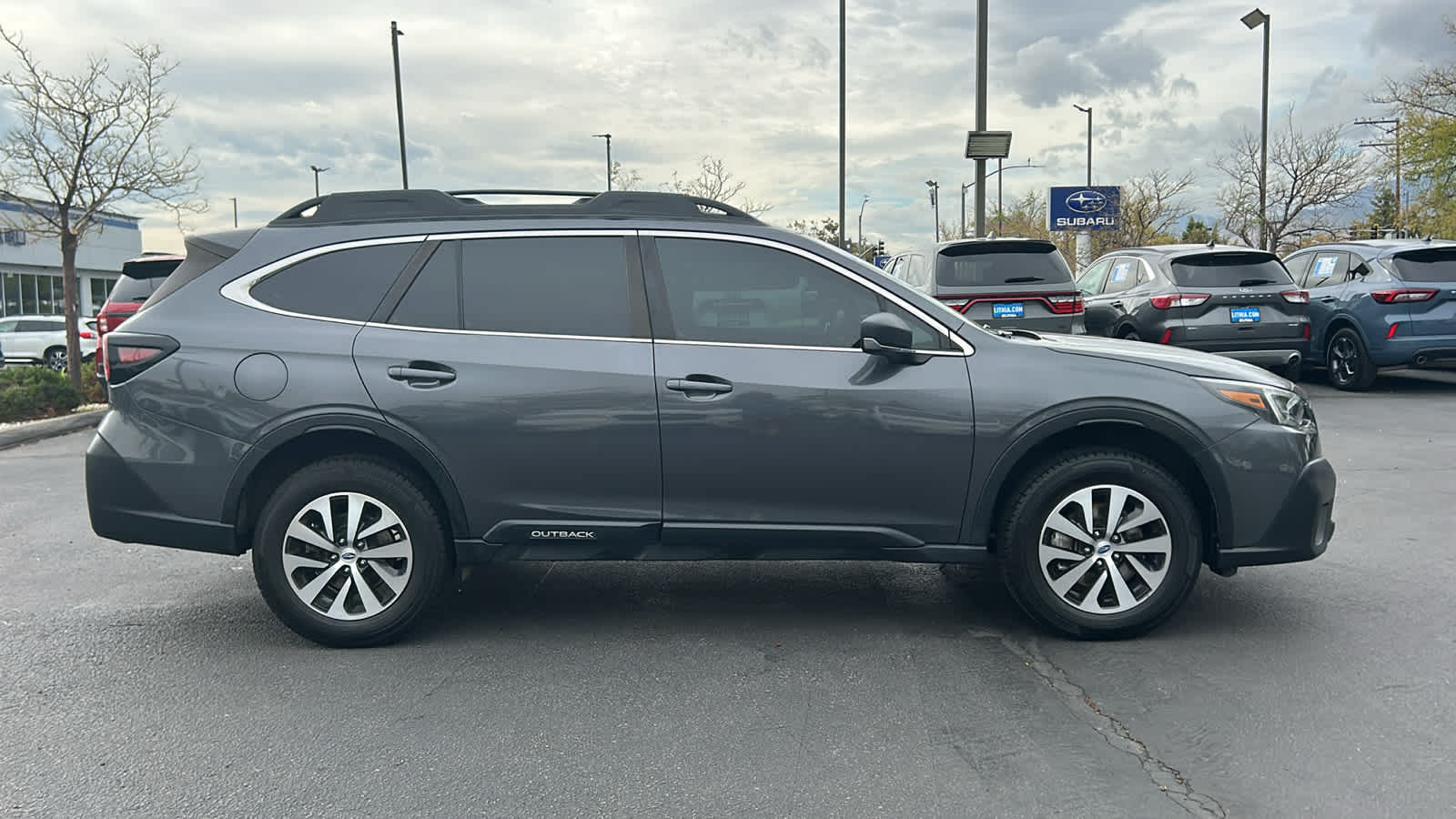 2021 Subaru Outback Base photo 3