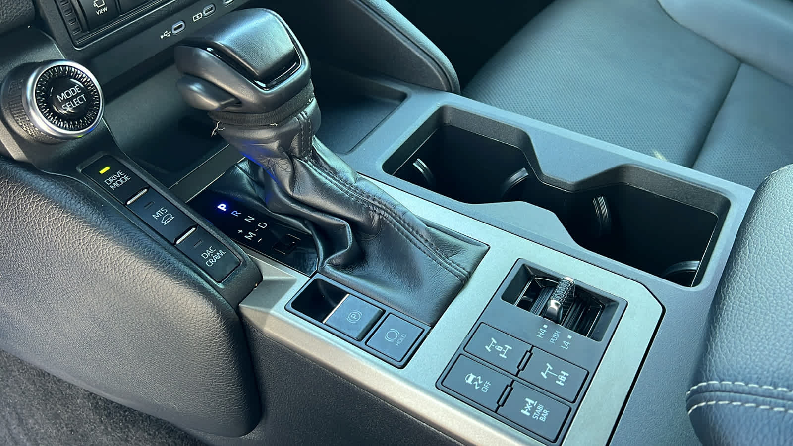 Thumbnail: 2025 Toyota Land Cruiser - 13