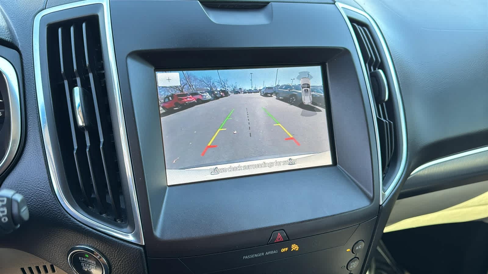 Thumbnail: 2020 Ford Edge - 16