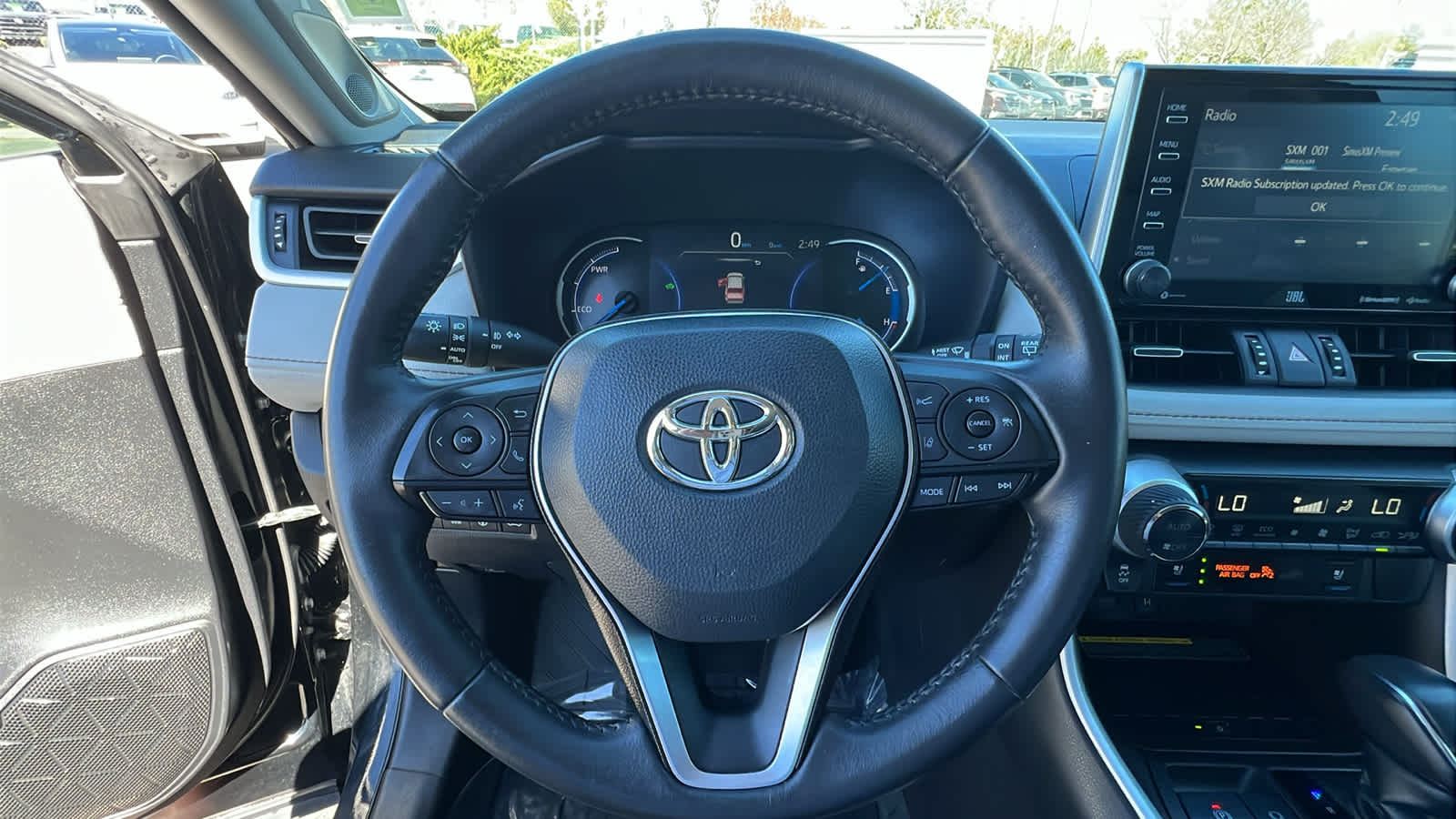 Thumbnail: 2021 Toyota RAV4 - 18