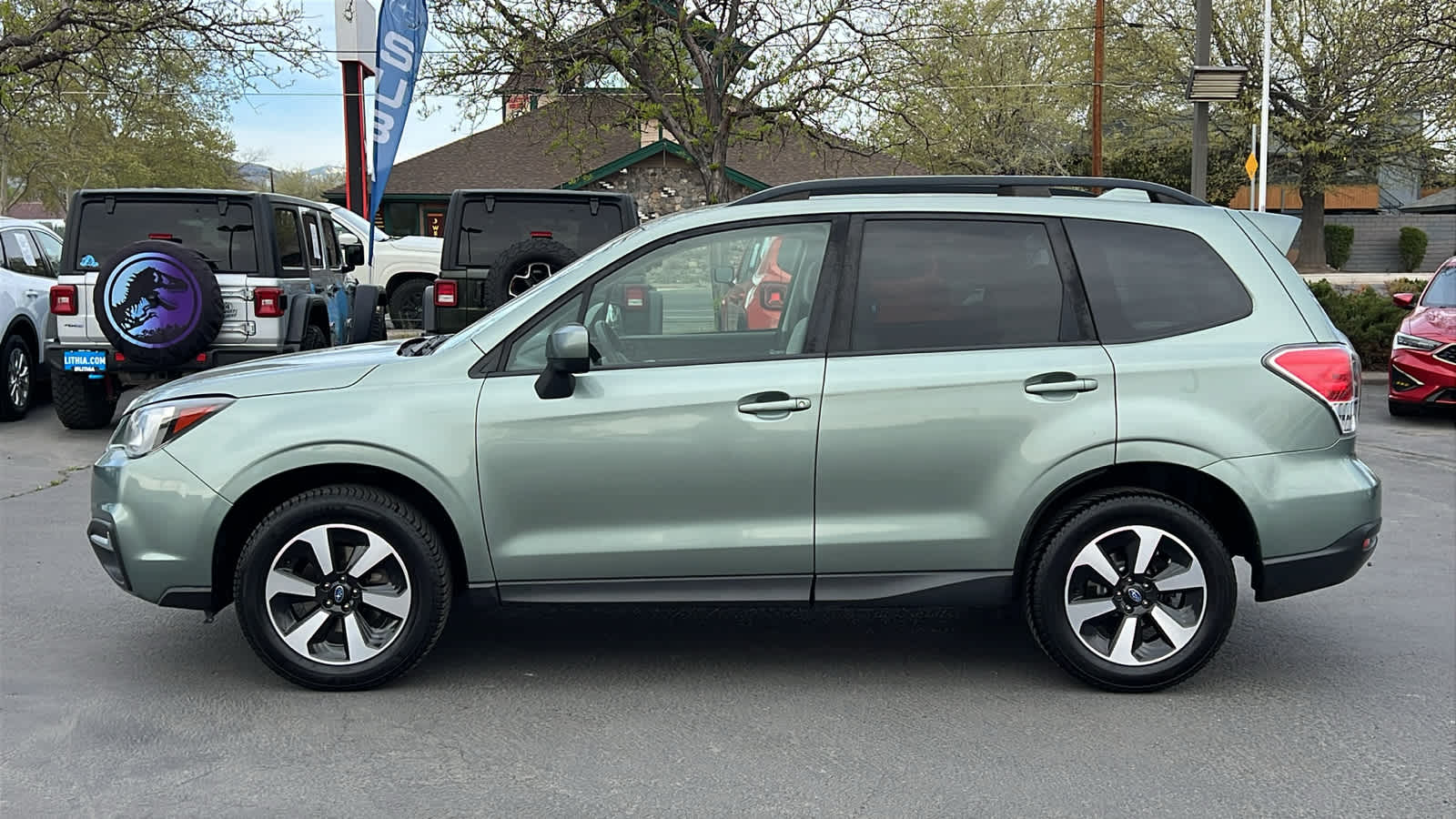 Thumbnail: 2018 Subaru Forester - 7