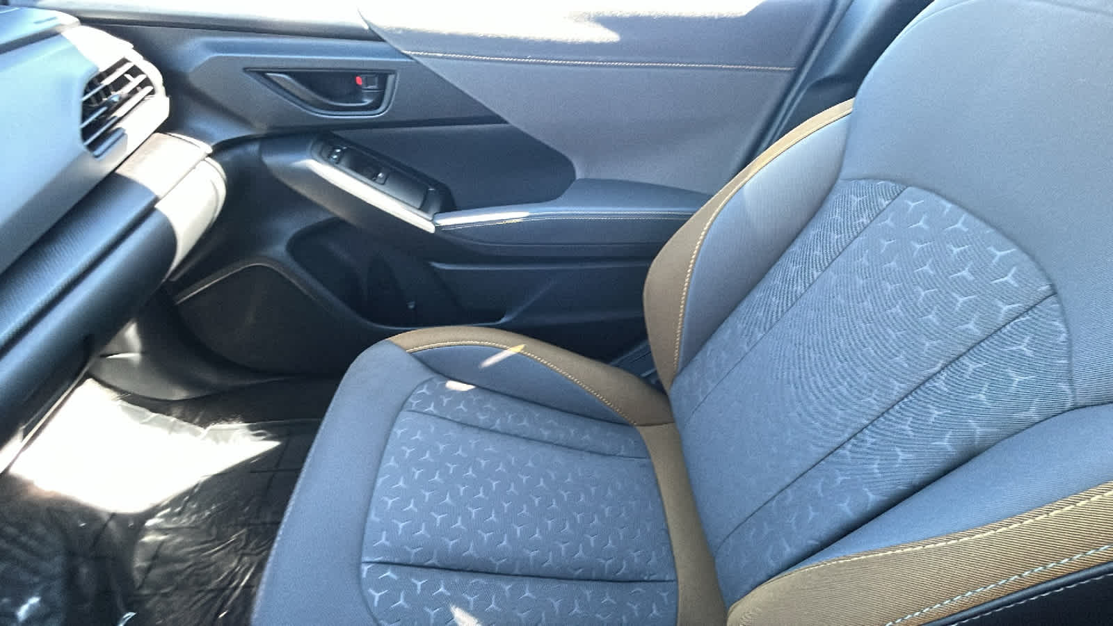 Thumbnail: 2025 Subaru Crosstrek - 13