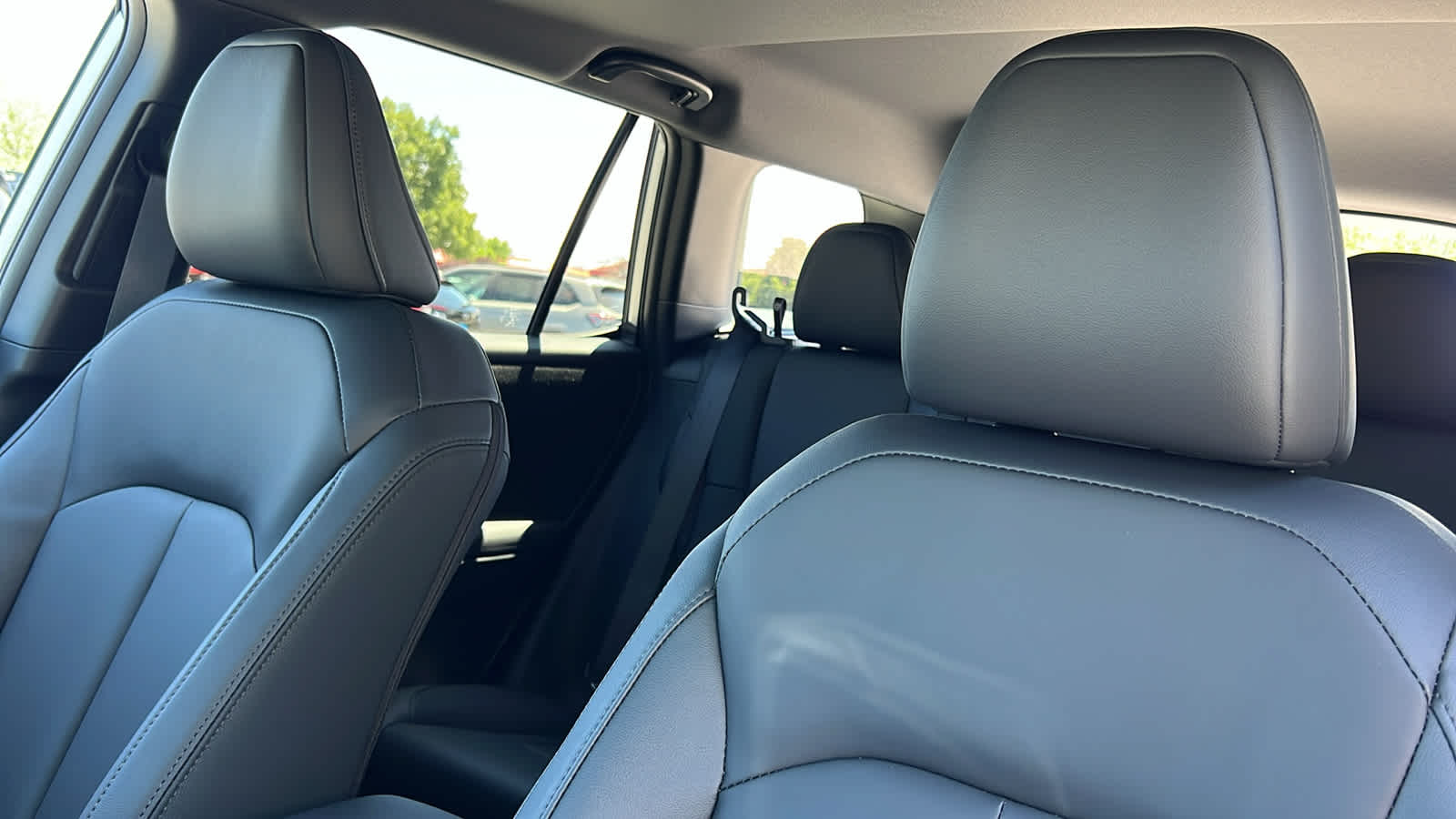 2026 Subaru Outback Premium - Photo 11