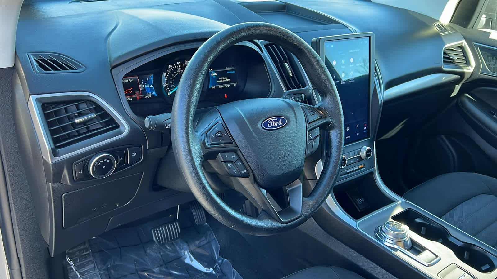 Thumbnail: 2024 Ford Edge - 10