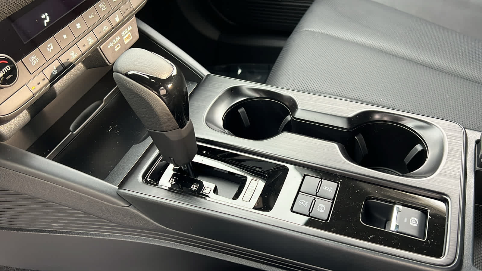 Thumbnail: 2026 Subaru Outback - 13