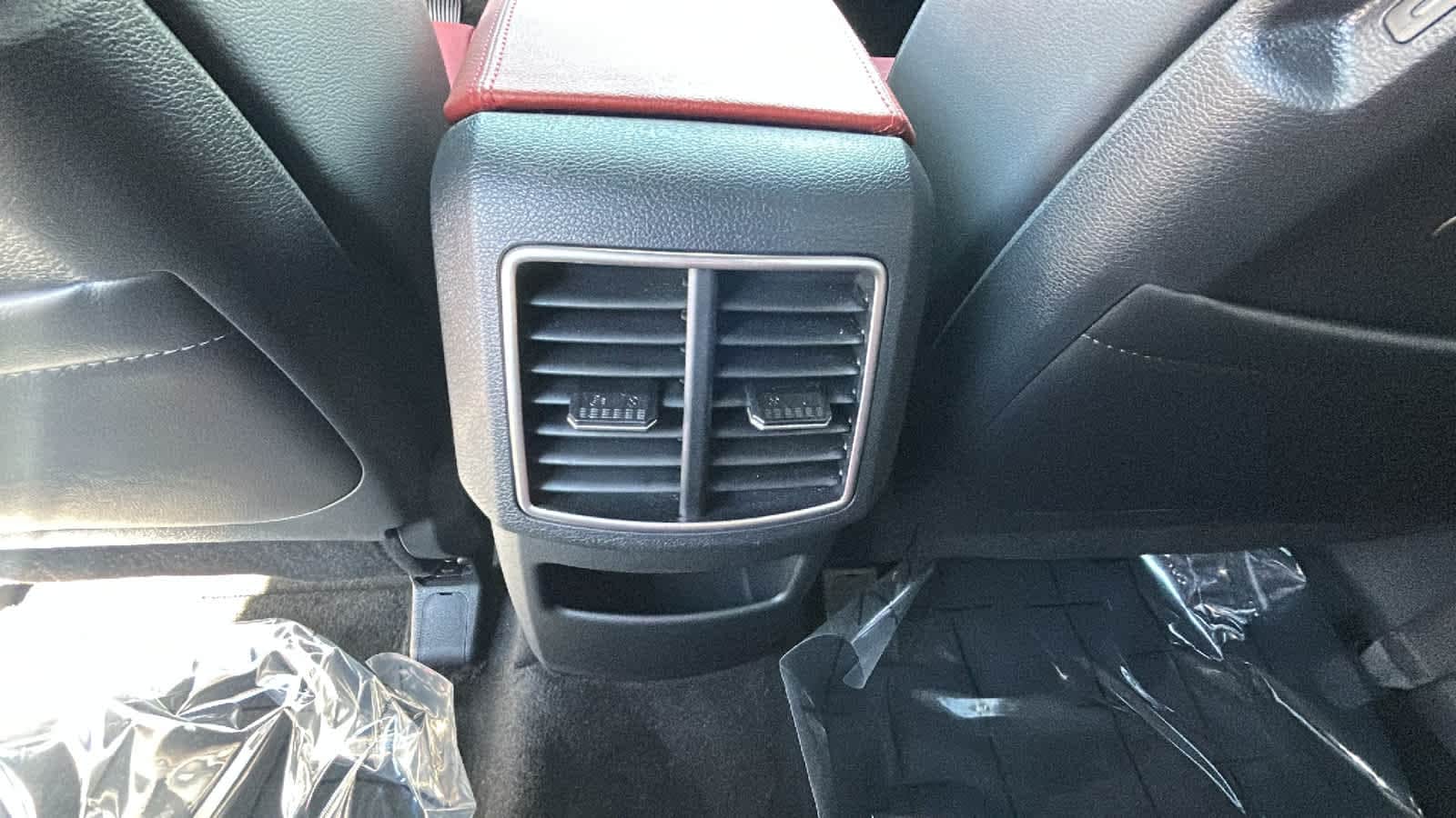 Thumbnail: 2025 Kia Sportage - 25