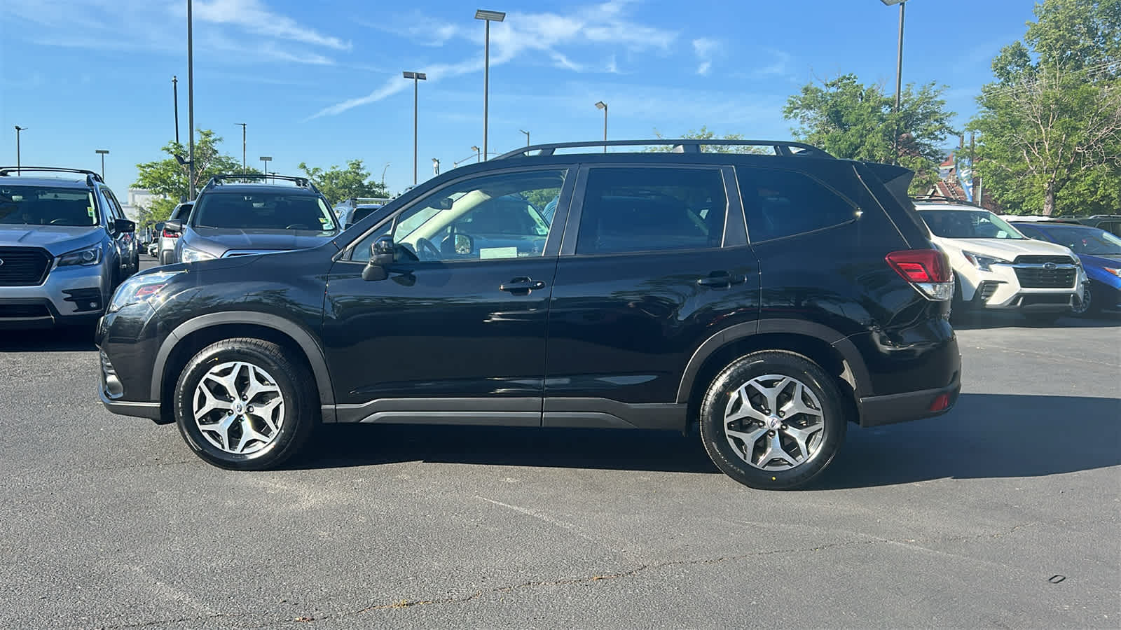 Thumbnail: 2023 Subaru Forester - 9